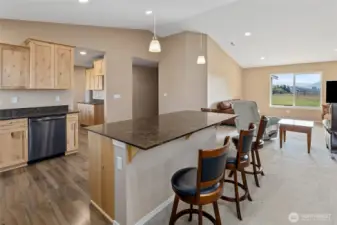 Spacious kitchen!
