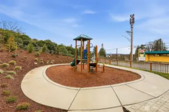 Small park, big lifestyle — perfect for kids, pets, or quiet moments.