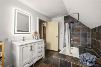 Full bath on 2nd floor