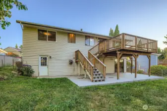 Looking North, check out the deck, easy staircase, perfect pad  for more furnishings or outdoor fun.