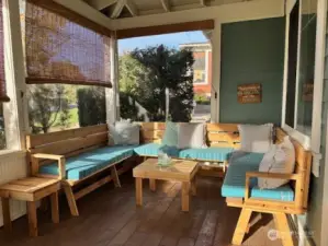 Screened VERANDA new furniture