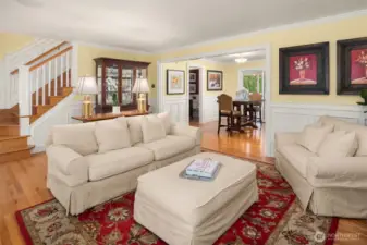 Neutral hues and tons of natural light!