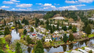 Brackett's Landing convenient located to all DT Bothell has to offer!