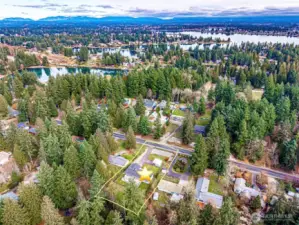 Arial shot of property & Lake Tapps