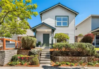 Welcome to this pride-of-ownership street that is just a short walk to the light rail station, parks and so much more. A dreamy location!