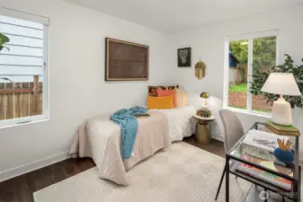 Sweet 2nd bedroom on the main floor is very versatile!