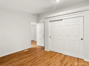 2nd Bedroom