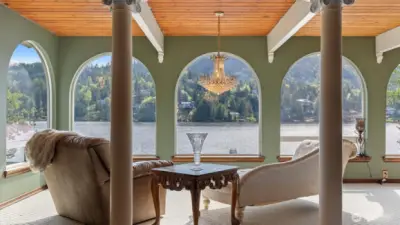 Sitting area with gorgeous lake views