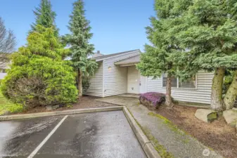 2 parking space right outside of unit