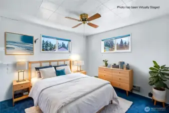 2nd bedroom