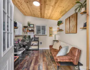 Inside the office/shed, fully insulated with heat and electricity.