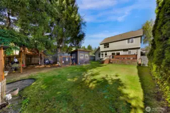 Fully fence yard