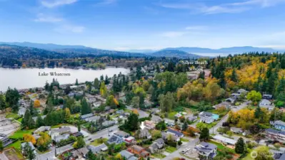 Just two blocks from Silver Beach School and moments from the trail system off Alice St.