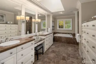 Main floor primary bath