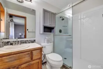 Primary bath
