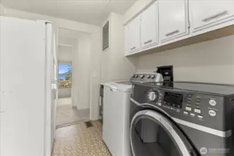 Side entry mudroom & laundry. Freezer included. Brand new furnace!