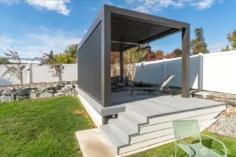 MagnaTrack Sunshade