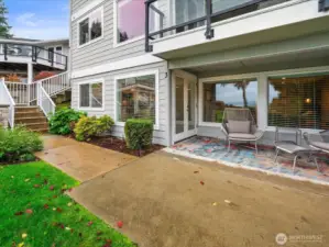 Park in the garage, down the stairs and right to your door