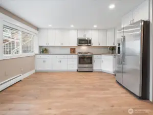 LOTS of storage in the kitchen