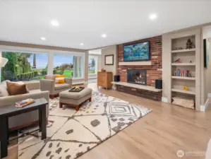 Light, bright living room with easy-care flooring