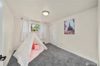 Bedroom no. 1 with new carpet!