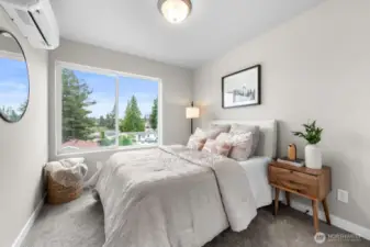 Photographs are for illustrative purposes only. Features, finishes, interior/exterior colors, landscaping and floorplan shown may vary from actual homes built.
