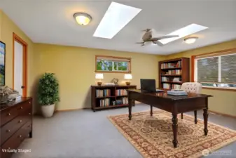 Bonus room upstairs that has a walk-in closet see picture