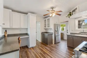 Bright kitchen layout designed for both cooking and gathering.
