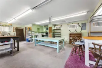 Pottery Studio or shop