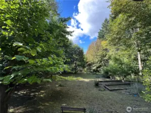 Lower property parcel 2 access