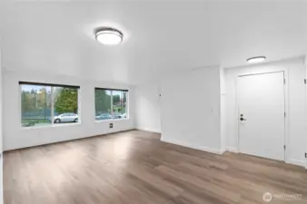 Sun filled living/dining room