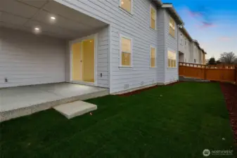 Picture of a similar home.