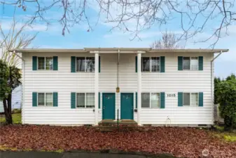 Super solid, low vacancy 4plex near the state Capitol campus.