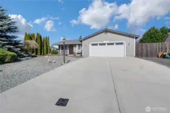 New driveway & garage door