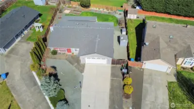 Fully fenced & low maintenace