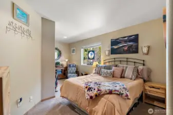 upper level, Bonus room or a great place for a home office