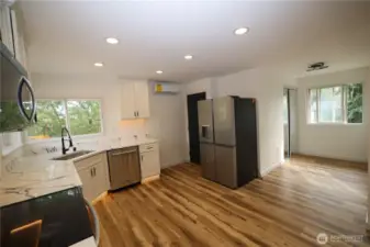 Main - Kitchen