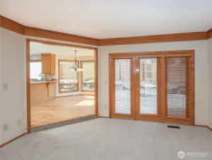 French Door off the Family Rm..Gorgeous Crown Molding