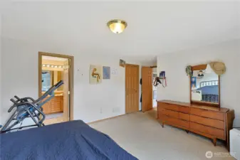 Primary on the main floor with walk-in closet