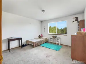 upstairs bdrm 3