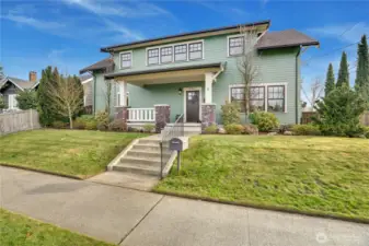 Welcome to 3501 N Stevens St, a beautifully crafted 2016 custom-built Kessler Construction home set in Tacoma’s coveted North End. Charming curb appeal and a prime location near the vibrant Proctor District make this home truly stand out.