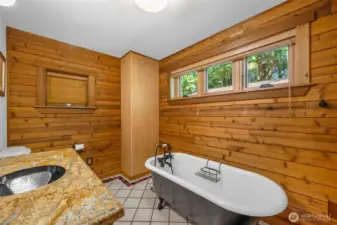 1438 Ann St NE - Main Floor Bathroom