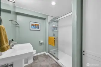 1438 Ann St NE - Lower Bathroom w/Shower