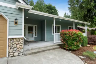 Welcome In! New Exterior Paint