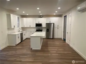 9-foot ceilings and 8 foot doors.