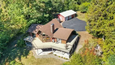 5 acres of woods to enjoy