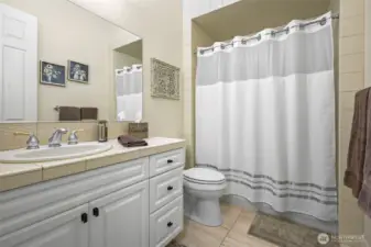 Main bathroom