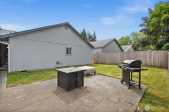 Large Cement stamped Patio Area!