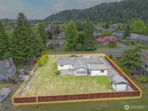 Flat, fully functional backyard for endless possibilities - play or just relaxation.