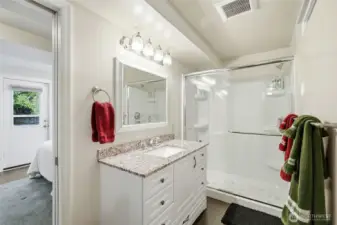 Bathroom with direct access to 3rd bedroom.